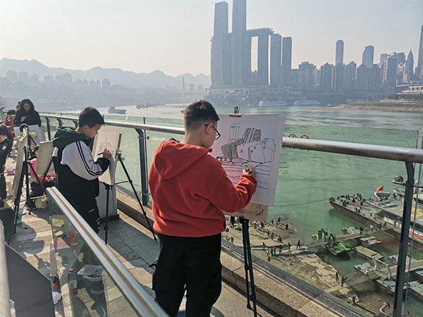 寫生活動(dòng)。南岸區(qū)青少年活動(dòng)中心供圖