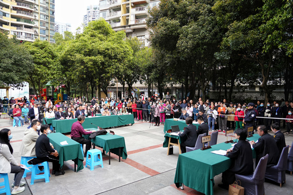 庭審現(xiàn)場(chǎng)。重慶五中院供圖