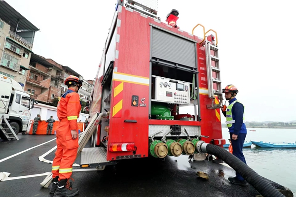 演練現(xiàn)場。重慶市生態(tài)環(huán)境局供圖