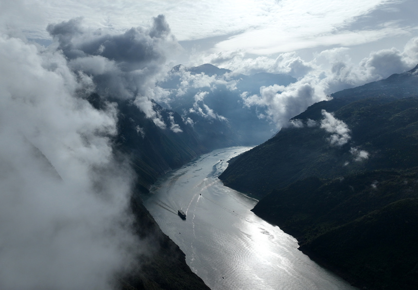 雨過天晴后的巫峽景色。譚瑜州攝