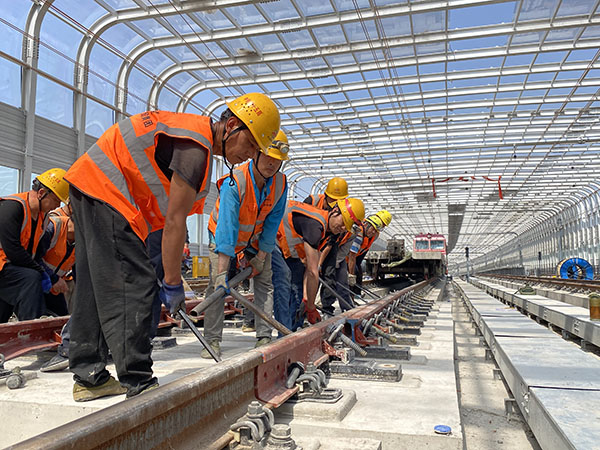 重慶軌道交通18號線建設現場。唐鑫攝