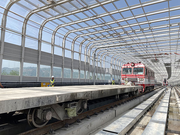 重慶軌道交通18號線建設現場。唐鑫攝