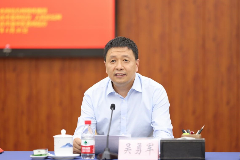 重慶市委網(wǎng)信辦副主任吳勇軍。主辦方供圖