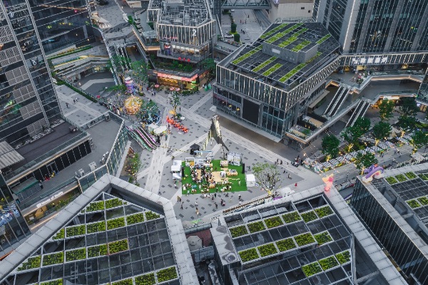 金科中心“趣你的島”主題場(chǎng)景。金科商業(yè)供圖