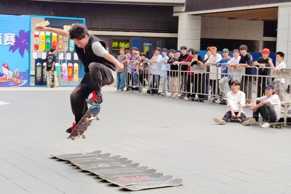 長(zhǎng)壽金科美鄰匯青年滑板交流賽。金科商業(yè)供圖