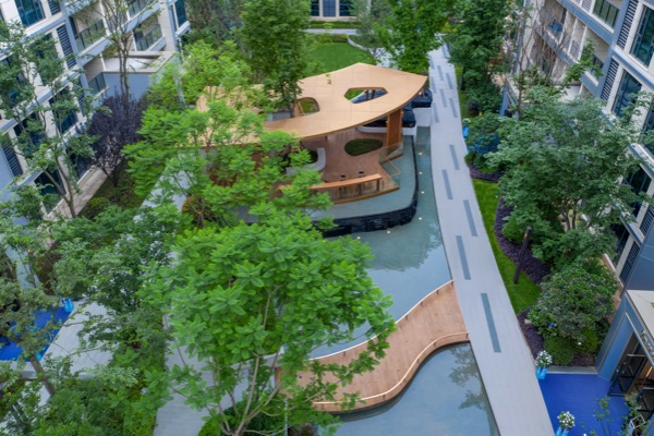 華宇城御璟縵云間交付實景。重慶華宇供圖