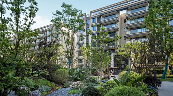 學宸名著交付實景圖。龍湖供圖