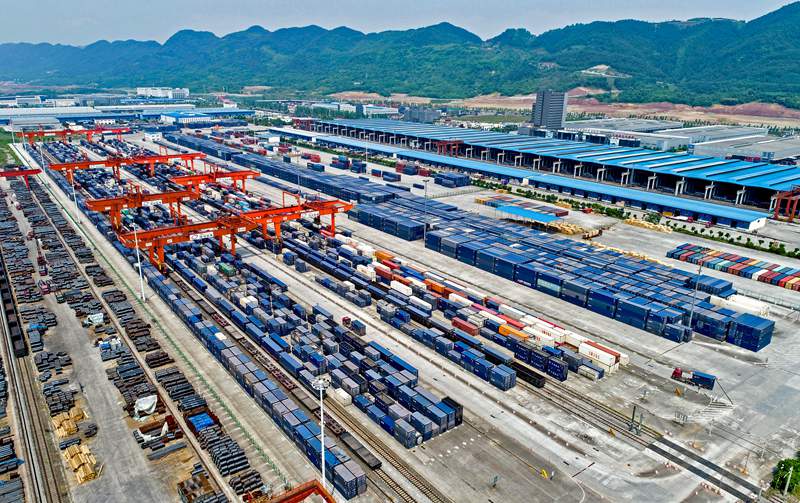 位于重慶市沙坪壩區(qū)的團(tuán)結(jié)村中心站。何超攝