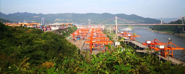 重慶果園港集裝箱碼頭。受訪人供圖