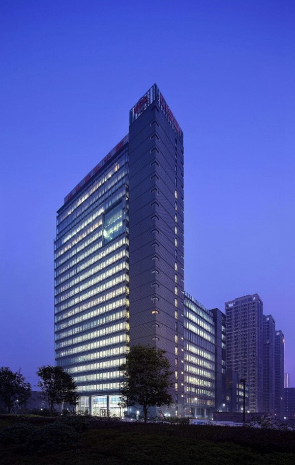 胡朝暉主持設(shè)計(jì)的賽迪大廈。受訪人供圖