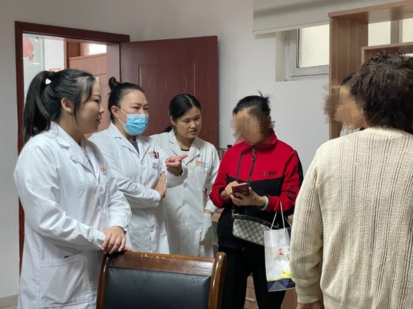 活動現(xiàn)場。重慶迪邦皮膚病醫(yī)院供圖