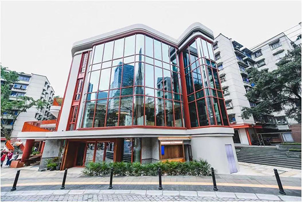 改造后的民主村，城市面貌煥然一新。九龍坡區(qū)供圖