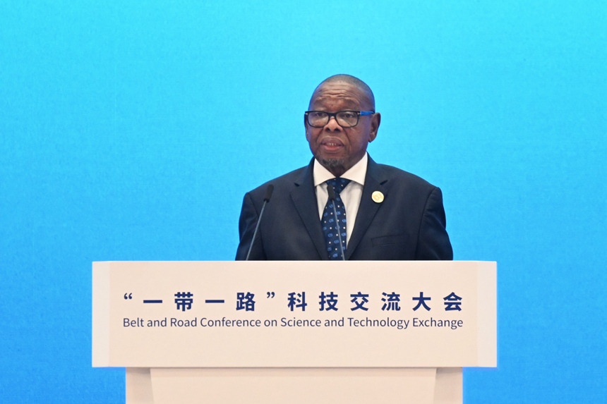 布萊德·恩齊曼迪。鄒樂 攝