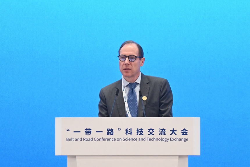 卡斯特·芬克。鄒樂攝