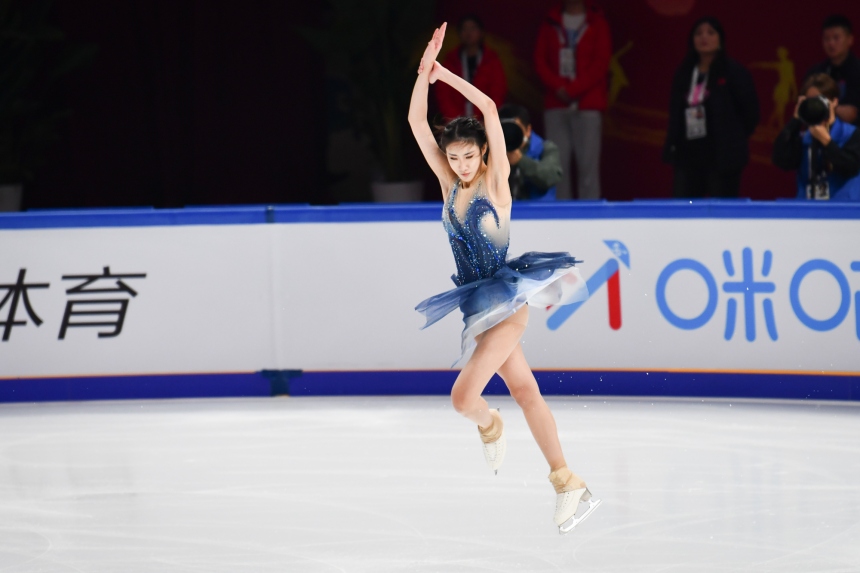 11月10日，中國選手陳虹伊在比賽中。鄒樂攝