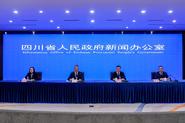 新聞發(fā)布會現(xiàn)場。吳汪洋攝