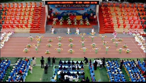 永川區(qū)紅河小學(xué)體育節(jié)活動(dòng)。永川區(qū)教委供圖