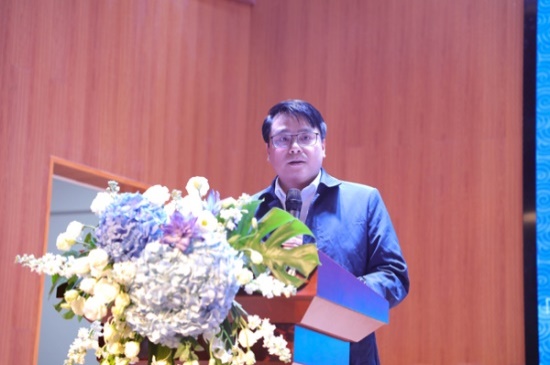 林松致辭。重慶市第一實(shí)驗(yàn)中學(xué)供圖