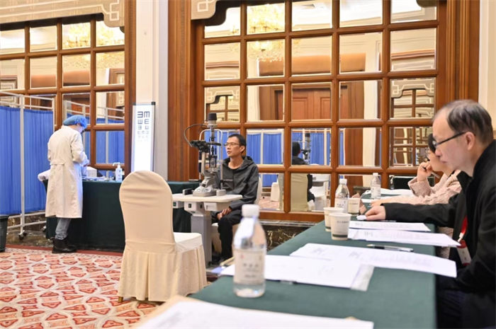 競(jìng)賽現(xiàn)場(chǎng)。