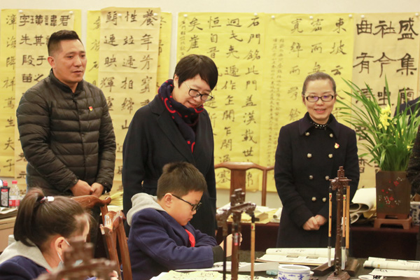 調(diào)研鯉魚池小學(xué)。向詩佳攝