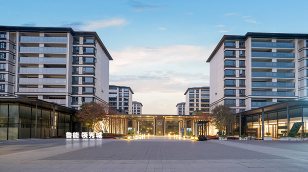 江津魯能領(lǐng)秀城二街區(qū)實(shí)景圖 拍攝時(shí)間2023年11月。中國綠發(fā)供圖