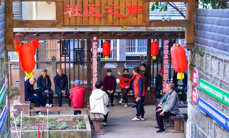 雙河口街道螺螄包社區(qū)，“五長(zhǎng)”共商共治小區(qū)。付作僑攝