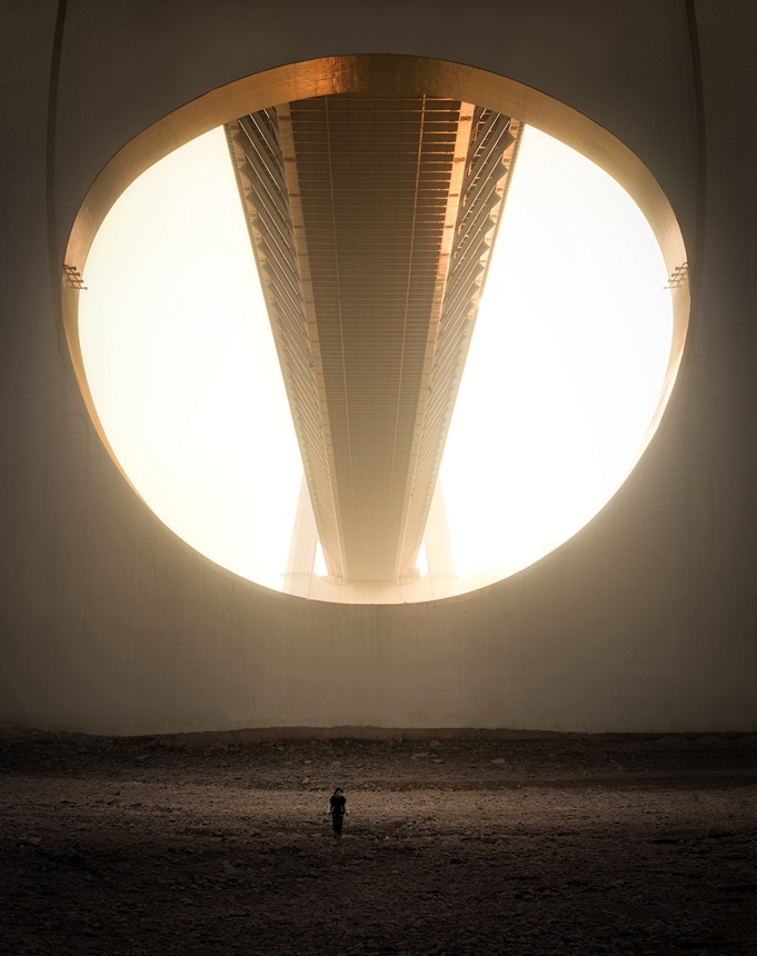 宛如宇宙飛船造型的白居寺長(zhǎng)江大橋。張坤琨攝