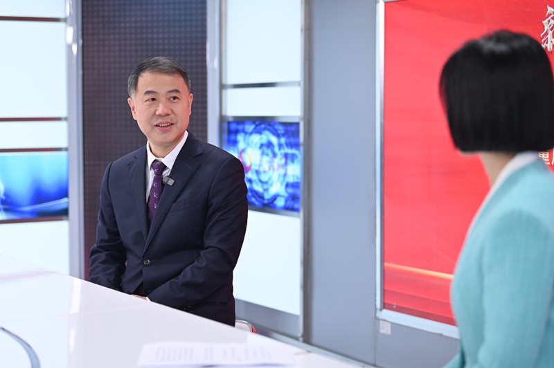 重慶市人大代表、城口縣委書記張繼軍做客人民網(wǎng)重慶頻道、重慶發(fā)布“新時代 新征程 新重慶——2024重慶兩會會客廳”系列訪談。鄒樂攝