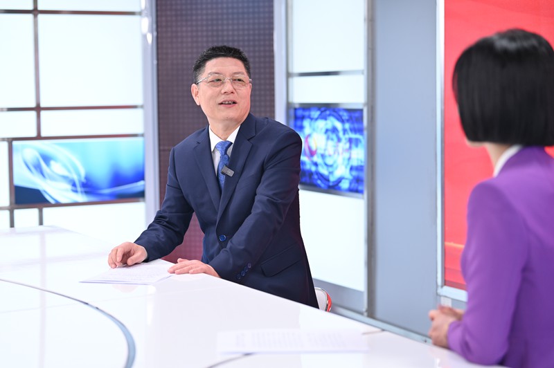 姜天波做客人民網(wǎng)重慶、重慶發(fā)布“新時(shí)代 新征程 新重慶——2024重慶兩會(huì)會(huì)客廳”系列訪談。鄒樂(lè)攝