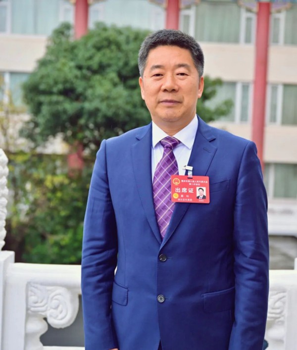 重慶市人大代表，重慶機場集團黨委書記、董事長戴科。受訪者供圖