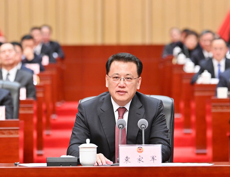 1月23日下午，政協(xié)第六屆重慶市委員會第二次會議閉幕。中共重慶市委書記袁家軍出席閉幕會并講話。記者 蘇思 攝/視覺重慶