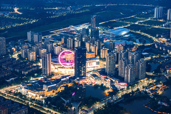 永川，成渝地區(qū)雙城經濟圈主軸線上唯一入選全國夜經濟20強區(qū)縣。永川區(qū)委宣傳部供圖