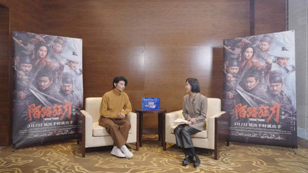 張晉作客重慶發(fā)布《對話大咖》 潘珍凈攝