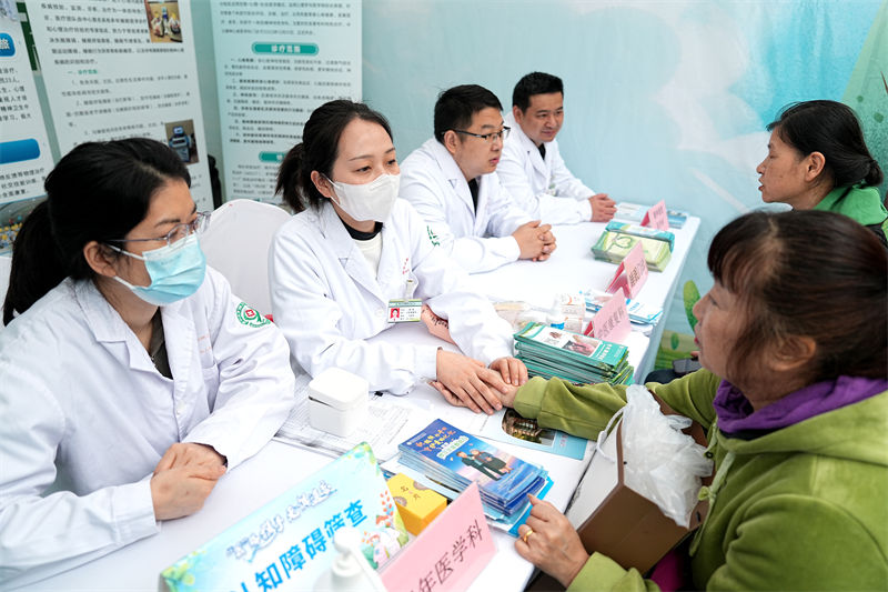 義診現(xiàn)場(chǎng)。