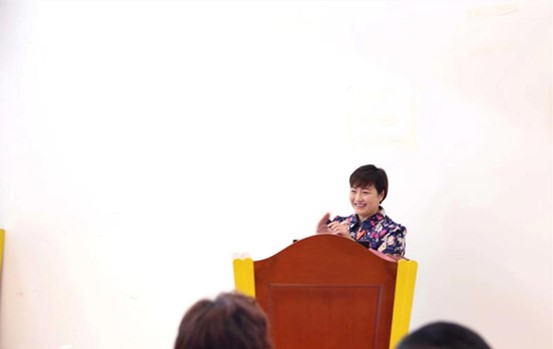 王楠致辭。重慶康心醫(yī)院供圖