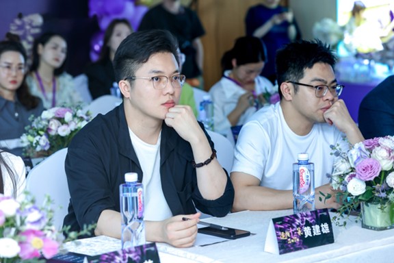 活動現(xiàn)場。重慶軍美醫(yī)療美容醫(yī)院供圖