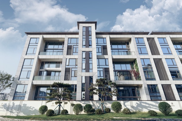 頂峰置地林語蝶院實(shí)景圖。頂峰置地供圖