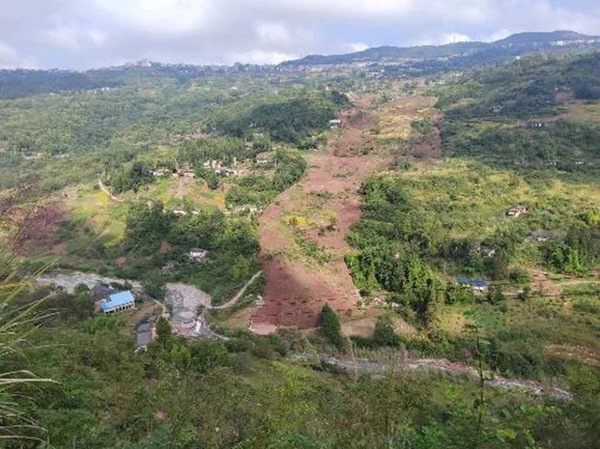 已滑區(qū)全貌照。重慶市規(guī)劃和自然資源局供圖