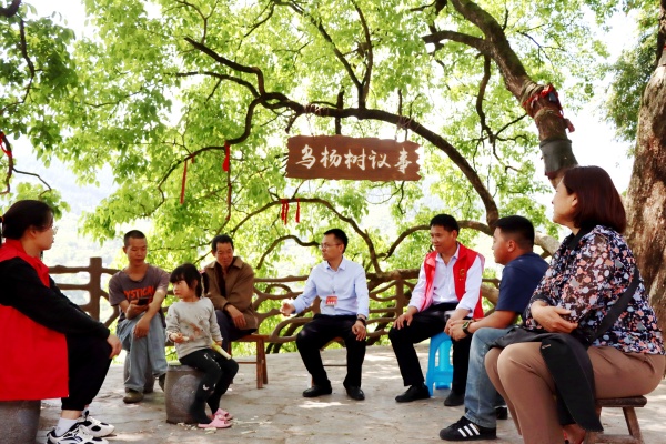 黔江：“烏楊樹(shù)議事” 議出民生福祉