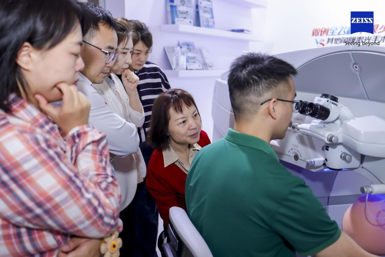 重慶華廈眼科汪紅出席中國(guó)角膜病論壇學(xué)術(shù)會(huì)