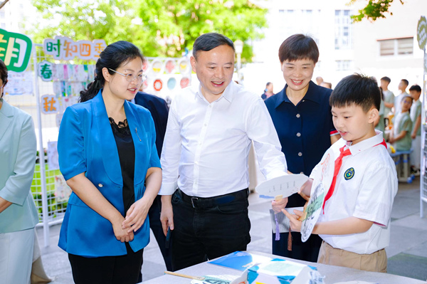 特色課程展示現(xiàn)場(chǎng)。渝北區(qū)中央公園小學(xué)校供圖