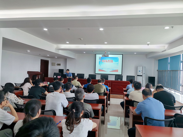 培訓(xùn)現(xiàn)場(chǎng)。沙坪壩區(qū)交通服務(wù)中心供圖