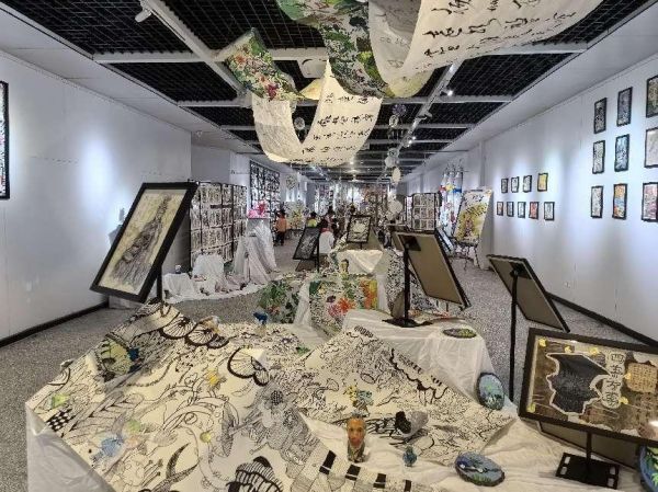 展出作品。北碚區(qū)兩江小學(xué)供圖