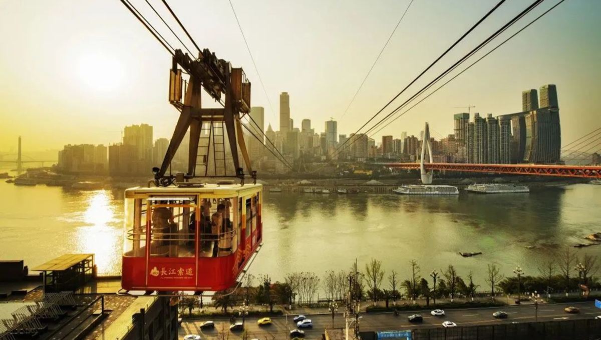 重慶長江索道。唐安冰攝