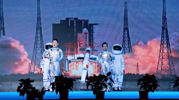 慶典現(xiàn)場。重慶師范大學供圖