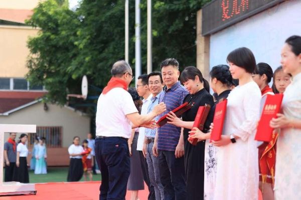 頒獎(jiǎng)現(xiàn)場(chǎng)。紅糟房小學(xué)供圖