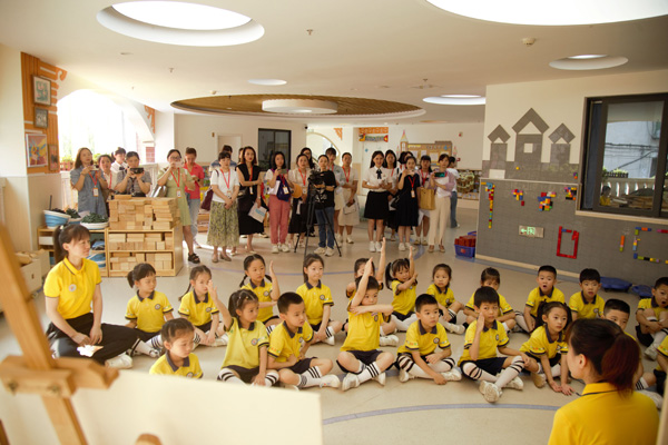 幼兒自主游戲觀摩。朝陽幼兒園供圖