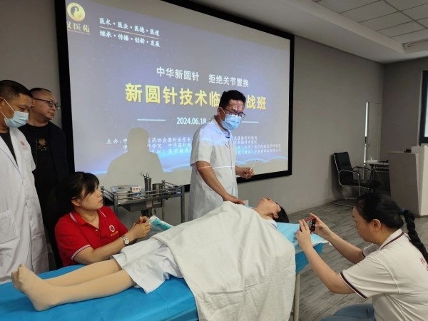 實操現(xiàn)場。重慶道格骨科醫(yī)院供圖