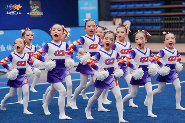 頒獎現(xiàn)場。高橋?qū)嶒炗變簣@供圖