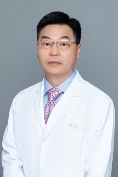 李康。重慶市人民醫(yī)院供圖